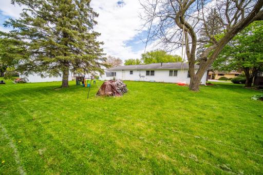 301 5th Ave NW, Dodge Center, MN 55927