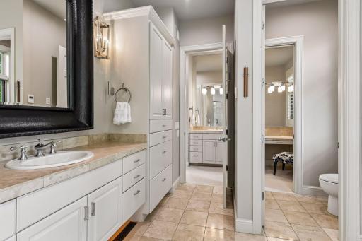 18394 Nicklaus Way, Eden Prairie, MN 55347
