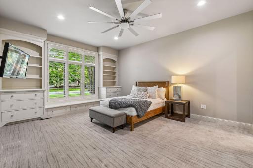 18394 Nicklaus Way, Eden Prairie, MN 55347