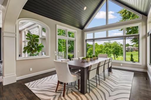 18394 Nicklaus Way, Eden Prairie, MN 55347