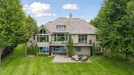 18394 Nicklaus Way, Eden Prairie, MN 55347
