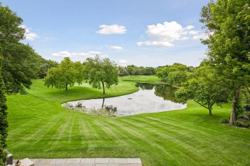 18394 Nicklaus Way, Eden Prairie, MN 55347