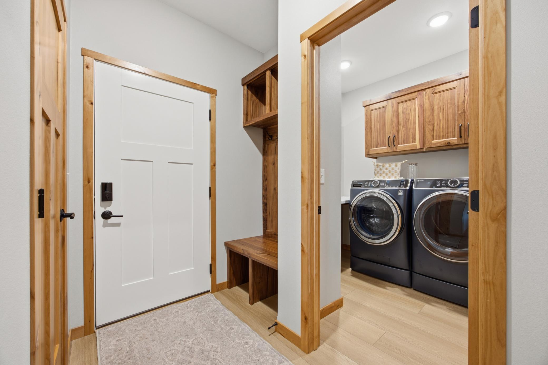 Garage Entrance/Laundry