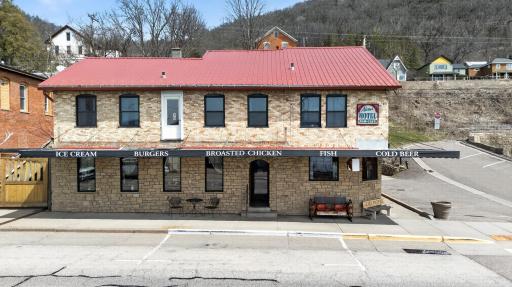 201 N Main Street, Alma, WI 54610