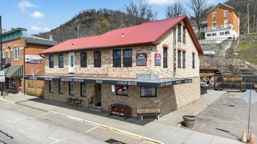 201 N Main Street, Alma, WI 54610