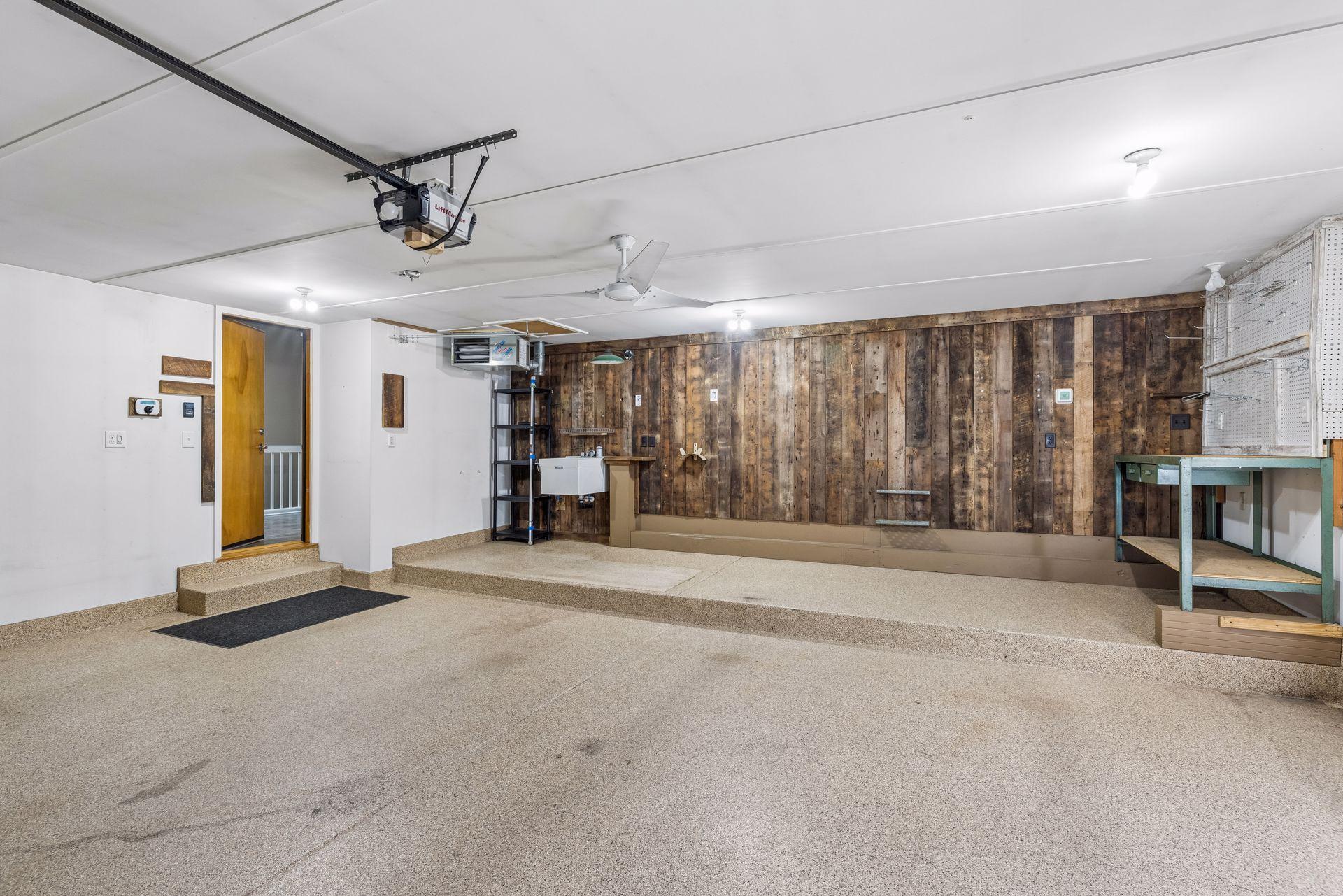 Heated Garage/Man Cave