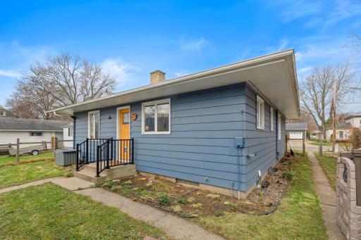 621SouthGardenStreet,LakeCity,MN55041-6912.jpg