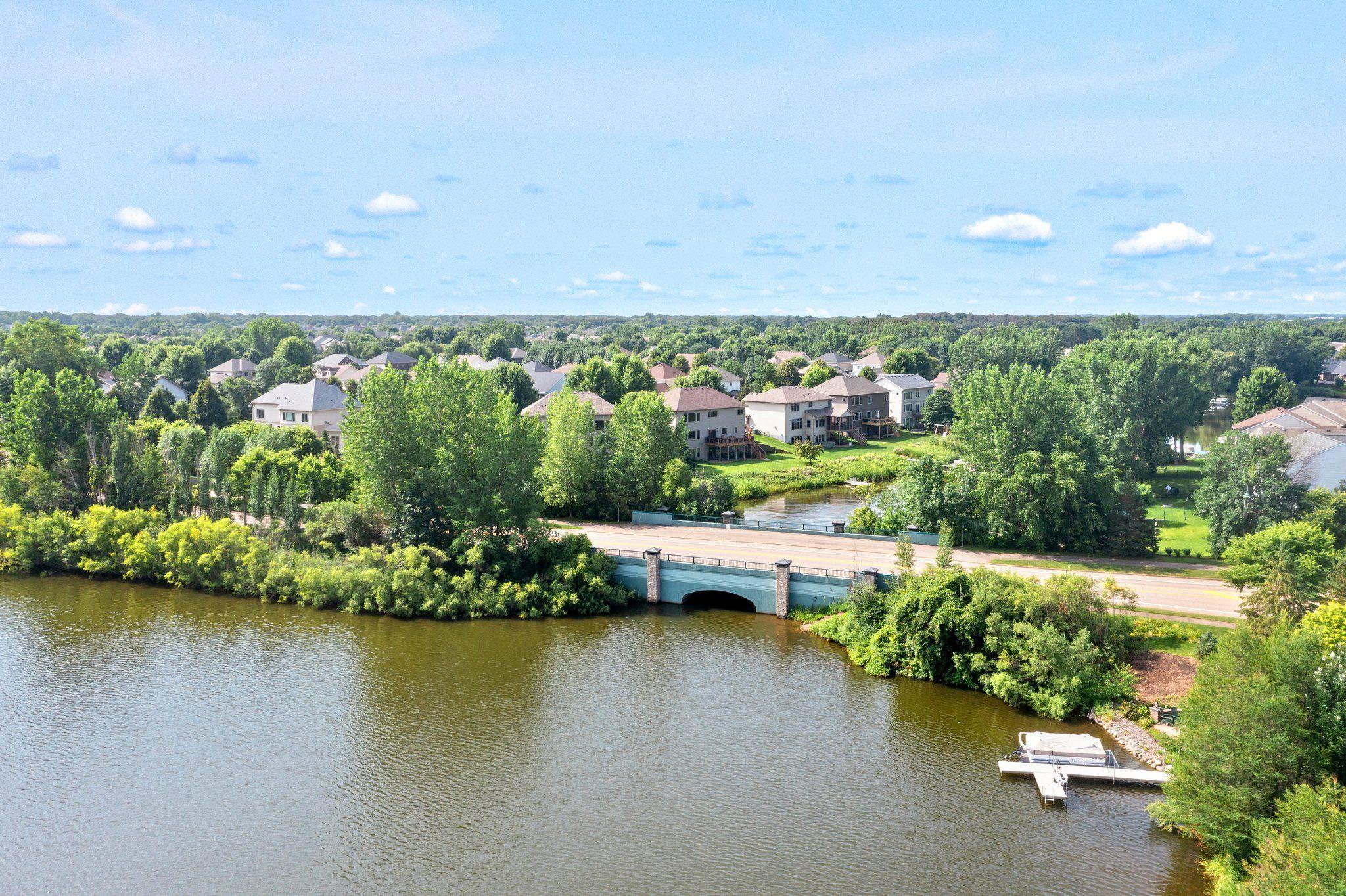 Rent out kayaks and electric boats