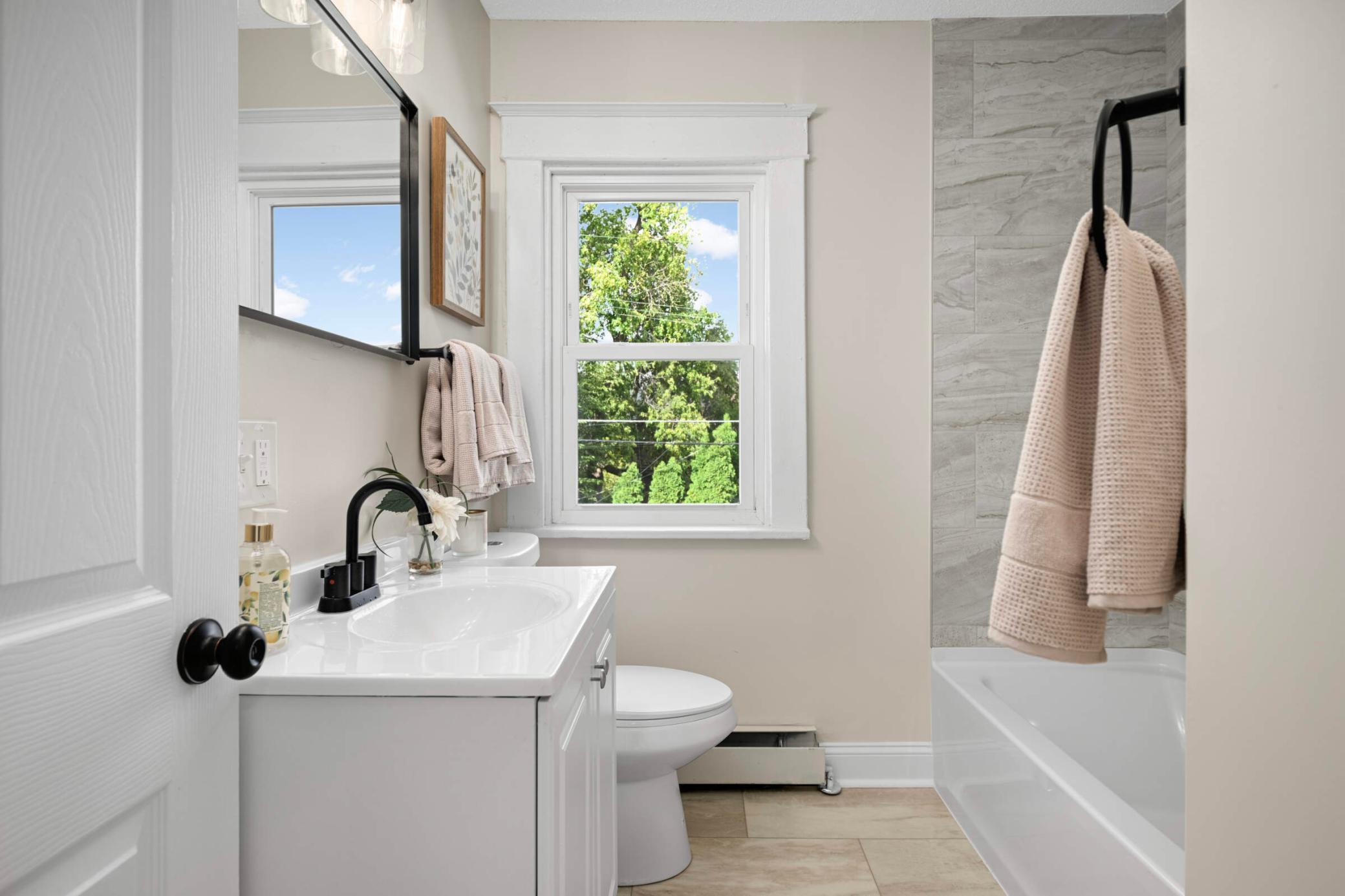 1149 Selby Ave, St. Paul