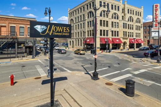 324 Main Street, La Crosse, WI 54601