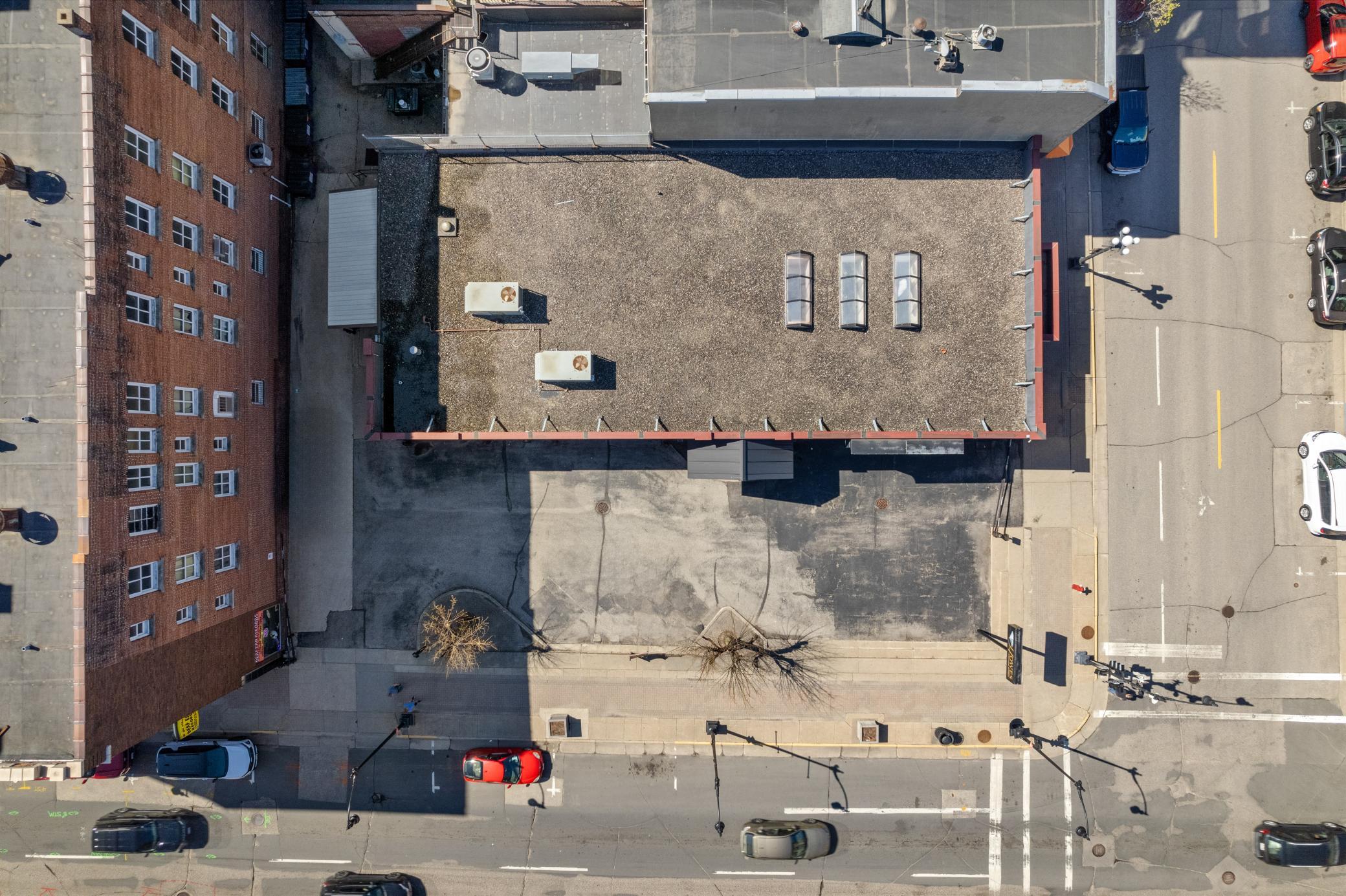 324 Main St (23).jpg
