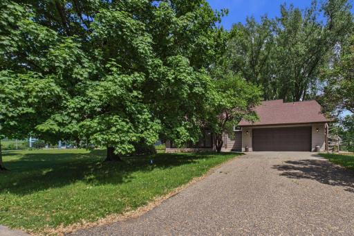 783 Berwood Avenue, Saint Paul, MN 55127