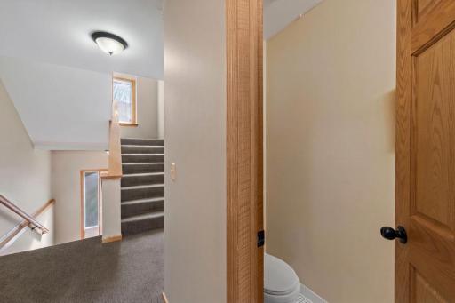 304 Pondridge Circle, Wayzata, MN 55391