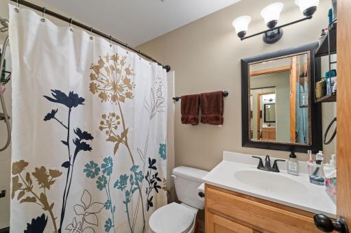 304 Pondridge Circle, Wayzata, MN 55391