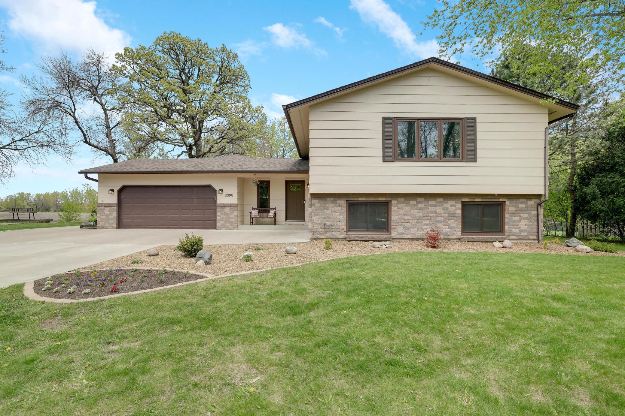 Welcome home to 2890 Zanzibar Lane!.jpg