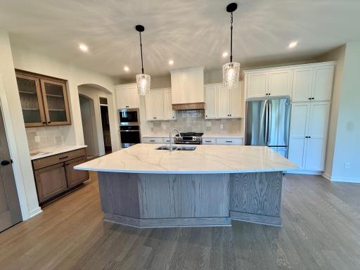 4636 Fable Road N, Hugo, MN 55038