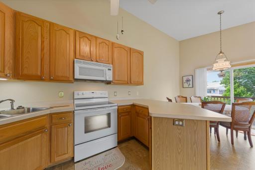 1320 S Trail Drive, Faribault, MN 55021