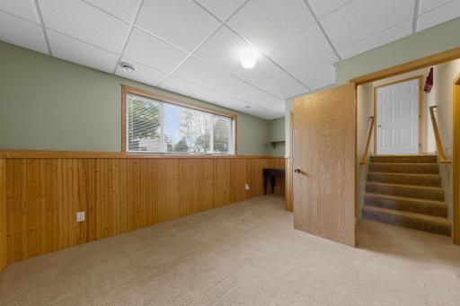 1320 S Trail Drive, Faribault, MN 55021