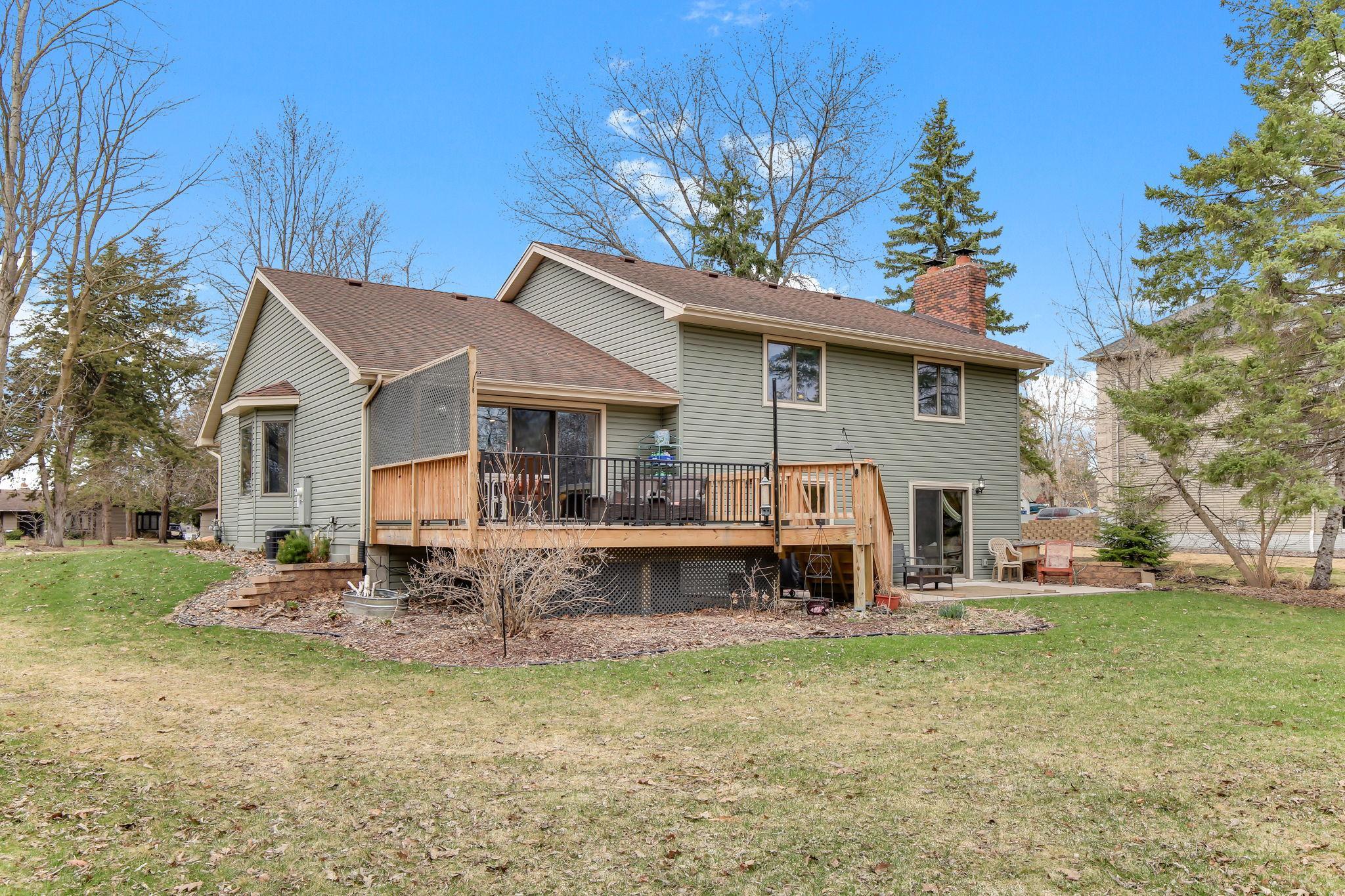 41-web-or-mls-22145-Jason-Ave-N-41.jpg