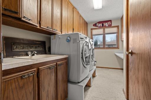 4122 40th Avenue S, Moorhead, MN 56560