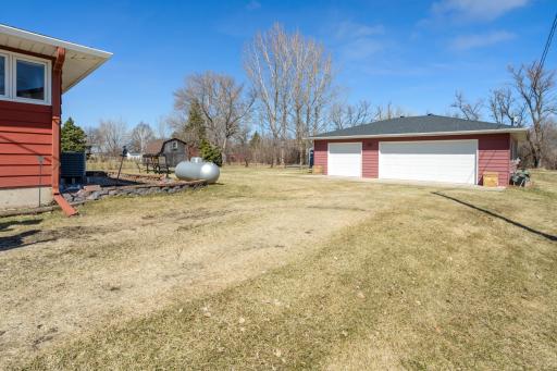 4122 40th Avenue S, Moorhead, MN 56560