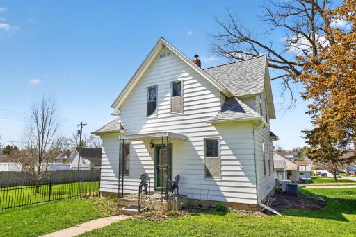 517 Pleasant Street NE, Preston, MN 55965