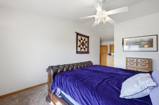 4346 46th Avenue S, Fargo, ND 58104