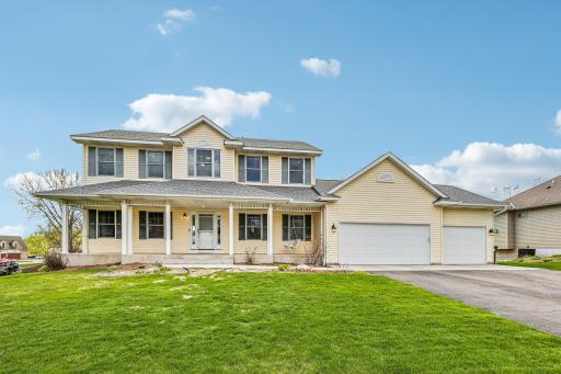 2608 Sandterra Circle, Saint Paul, MN 55110
