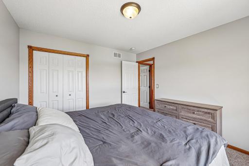 30-web-or-mls-Sandterra Cir-S0105-030.jpg