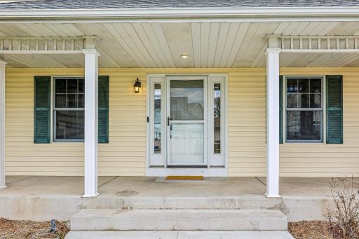2608 Sandterra Circle, Saint Paul, MN 55110