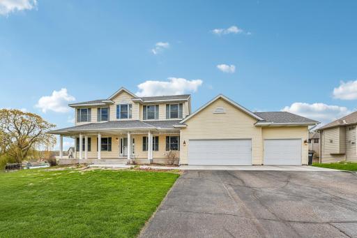 2608 Sandterra Circle, Saint Paul, MN 55110