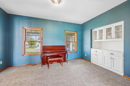 26-web-or-mls-Sandterra Cir-S0105-026.jpg