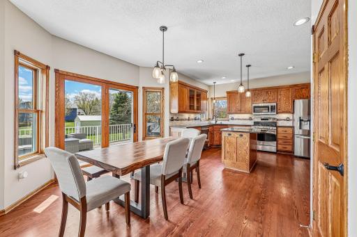 10-web-or-mls-Sandterra Cir-S0105-010.jpg