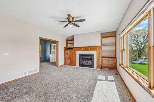 2608 Sandterra Circle, Saint Paul, MN 55110