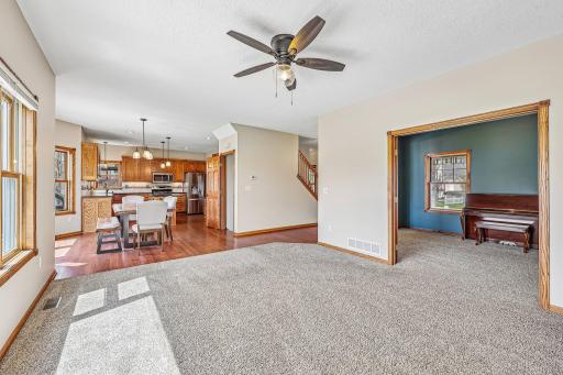 2608 Sandterra Circle, Saint Paul, MN 55110