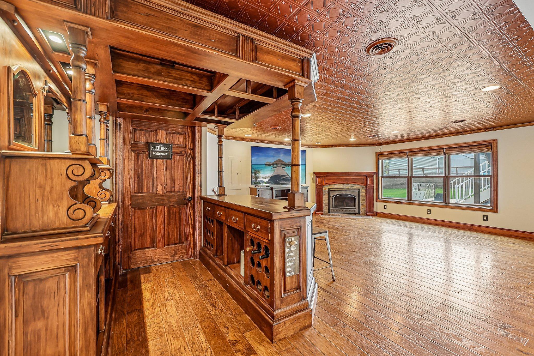 21-web-or-mls-Sandterra Cir-S0105-021.jpg