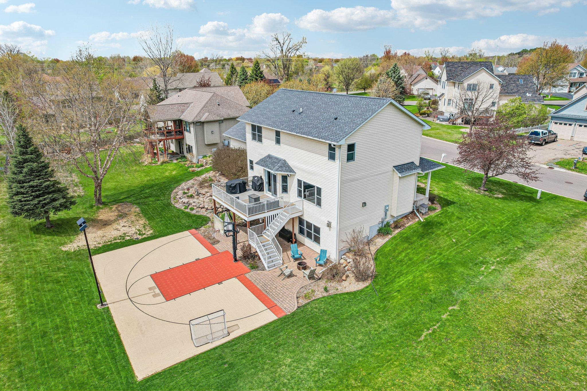 52-web-or-mls-Sandterra Cir-S0105-052.jpg