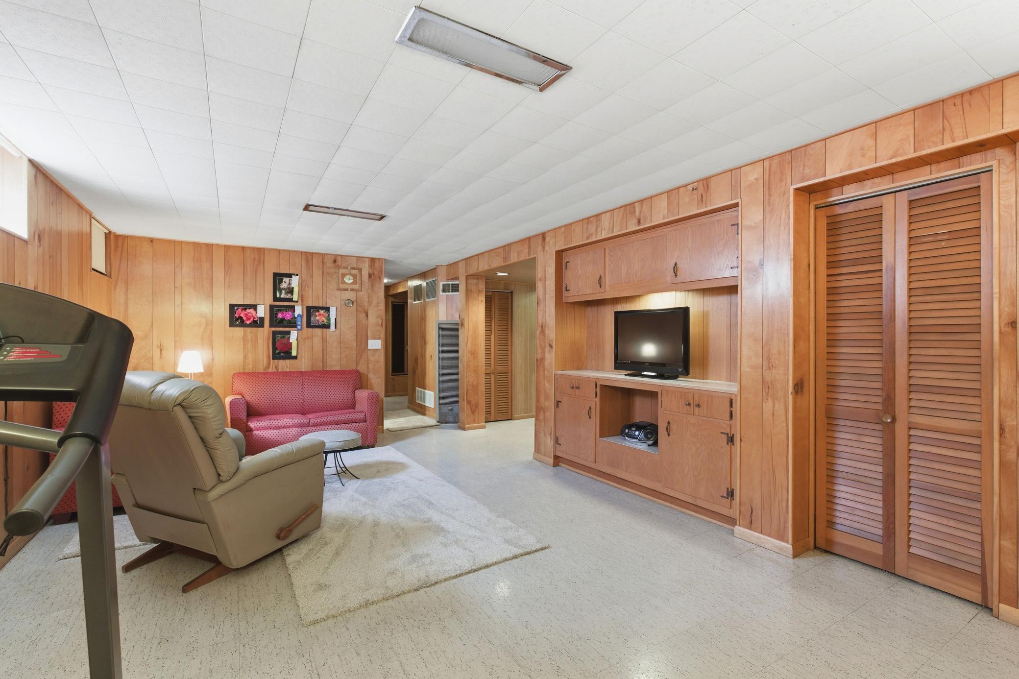 Flex space for party or quiet getaway.