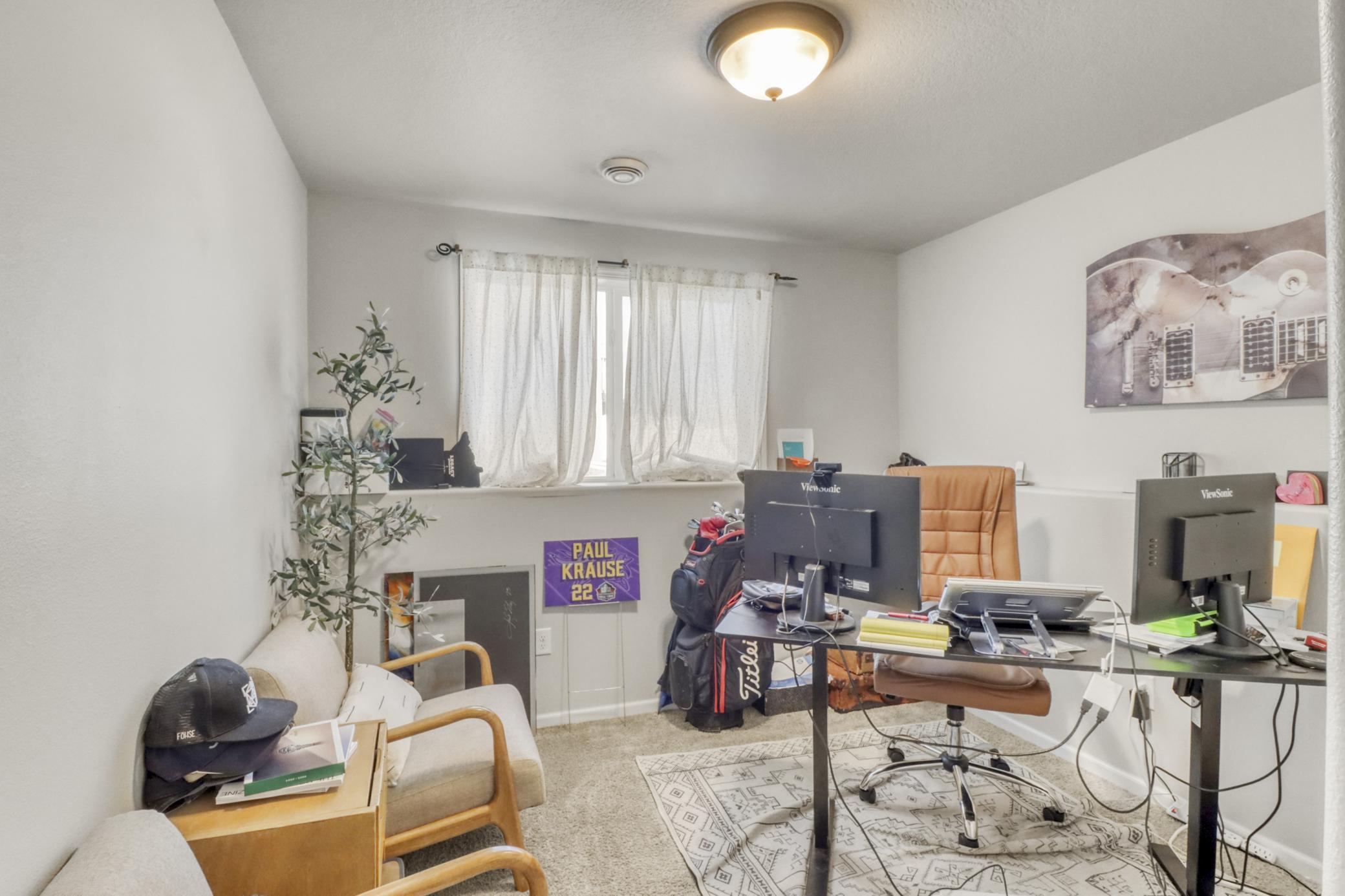 Basement Bedroom1_1.JPG