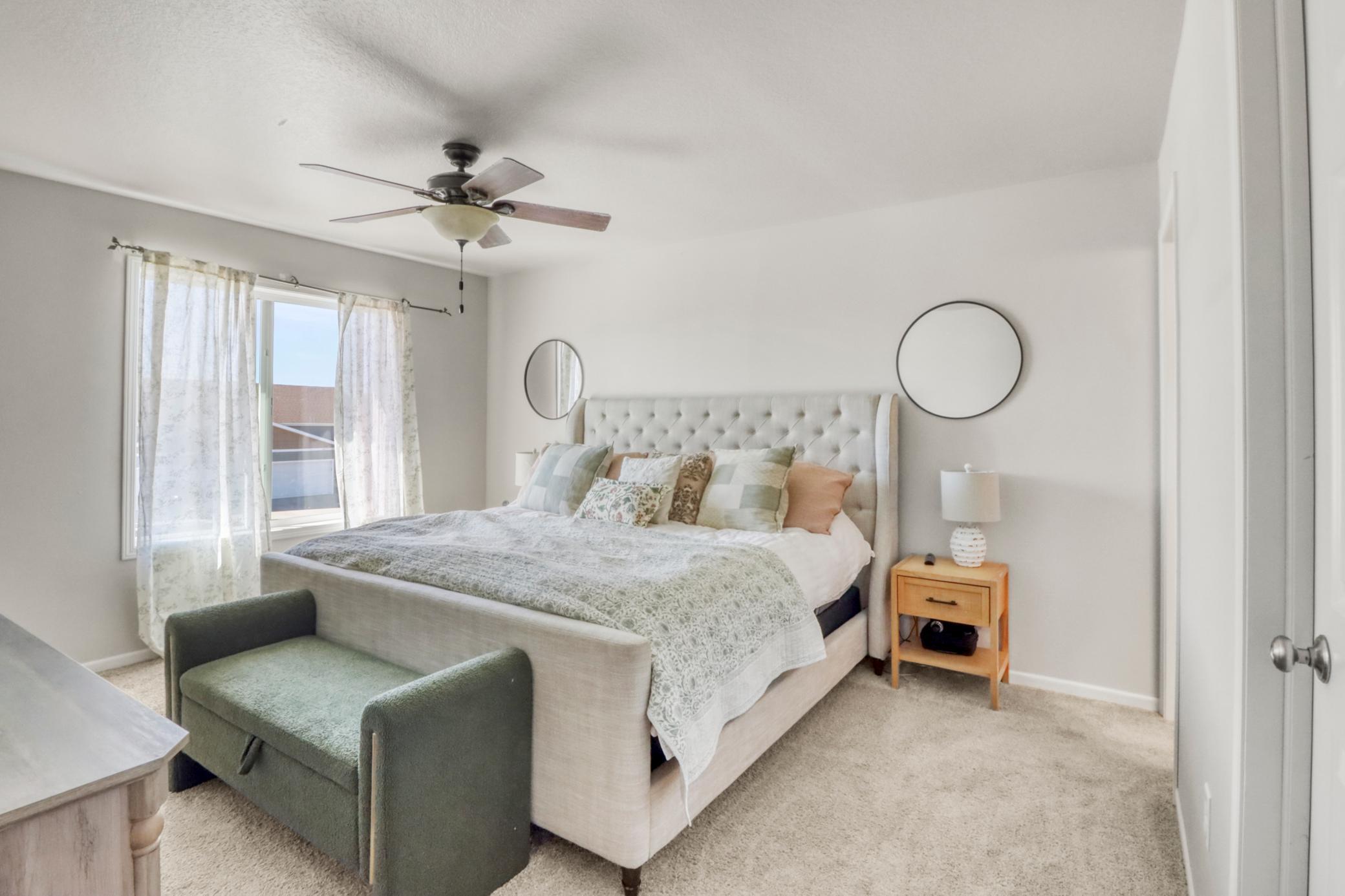 Primary Bedroom1_1.JPG