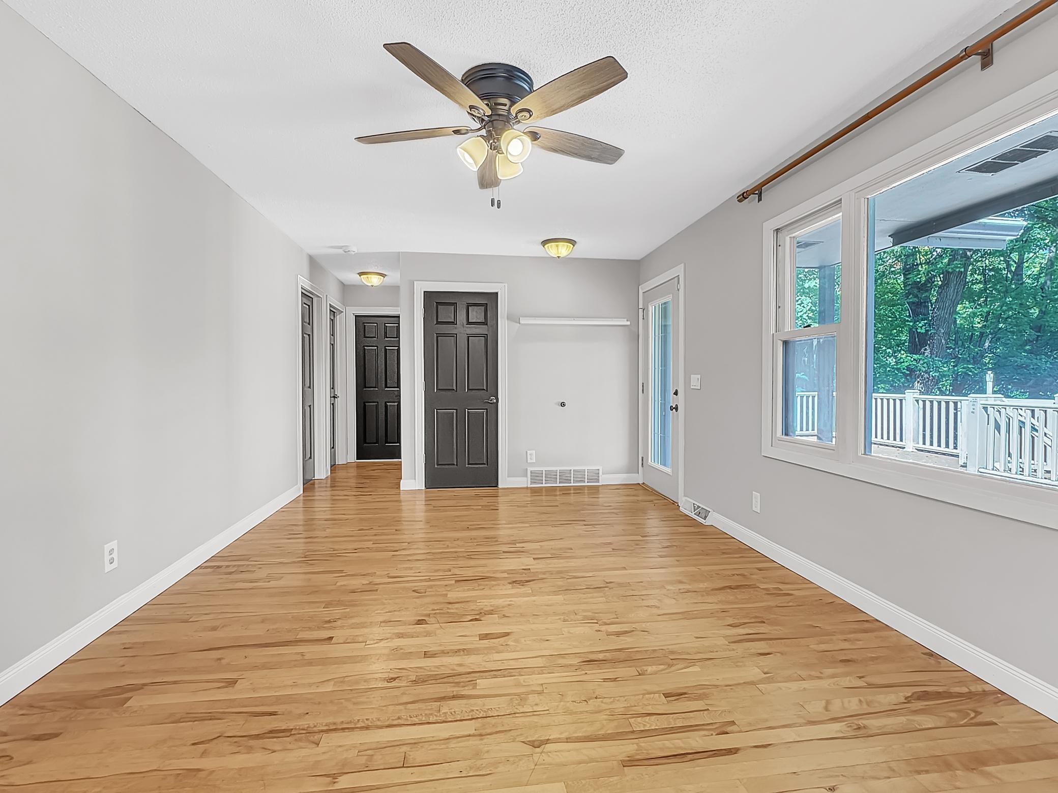 7 Upper Level Living Room.jpg