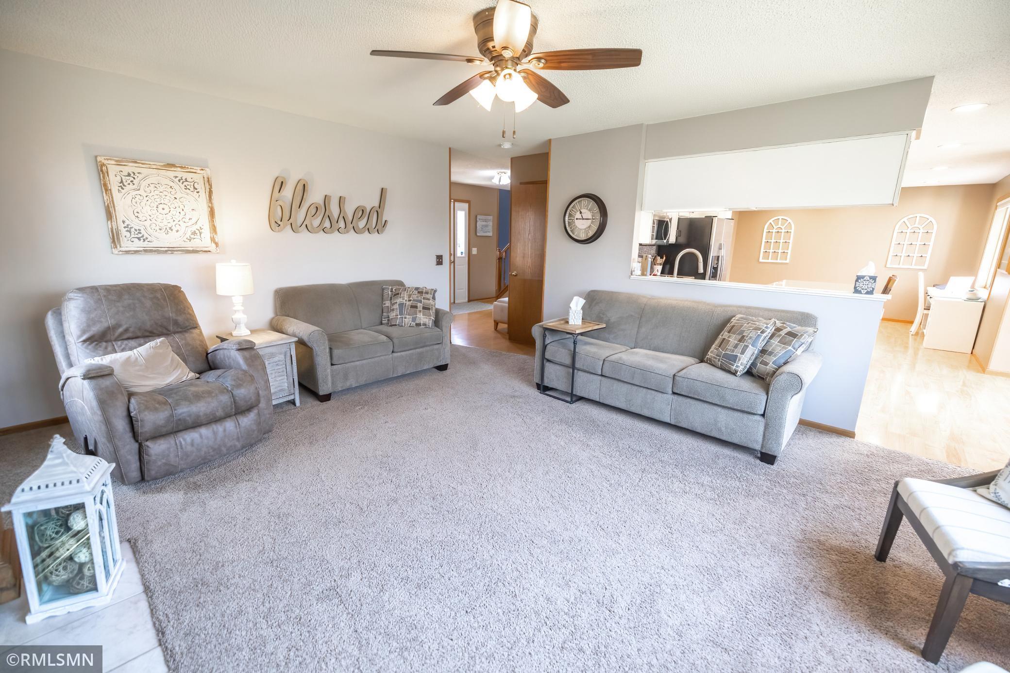 Gathering room - main