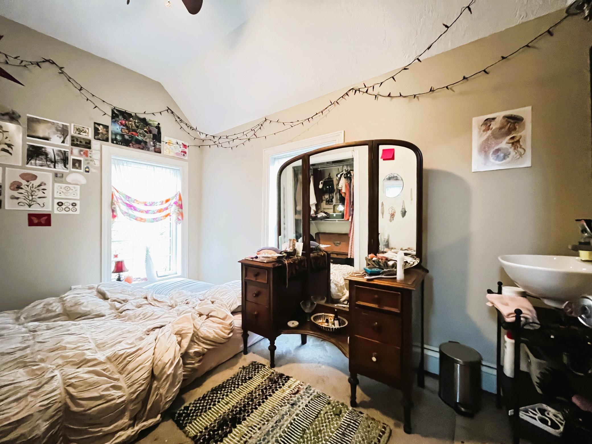 Unit 2 Bed 2