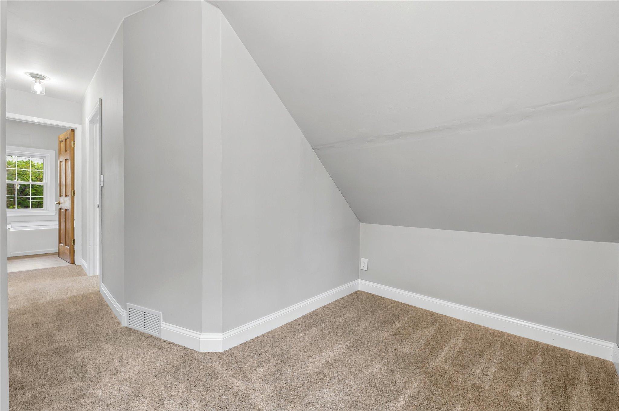 14-11180 Buchanan Road NE [3072978]- 014.jpg