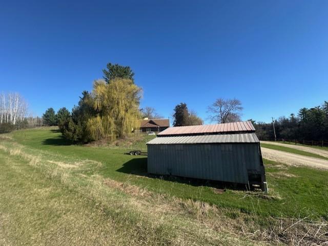 House-Machine Shed and yard area.jpg