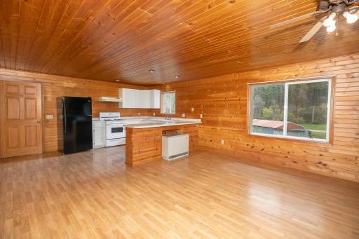 33704 County 25 N, Peterson, MN 55962