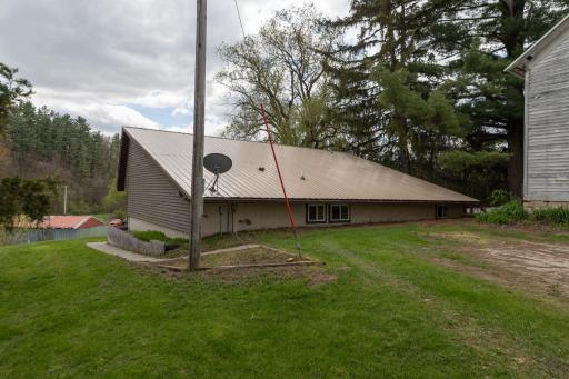 33704 County 25 N, Peterson, MN 55962