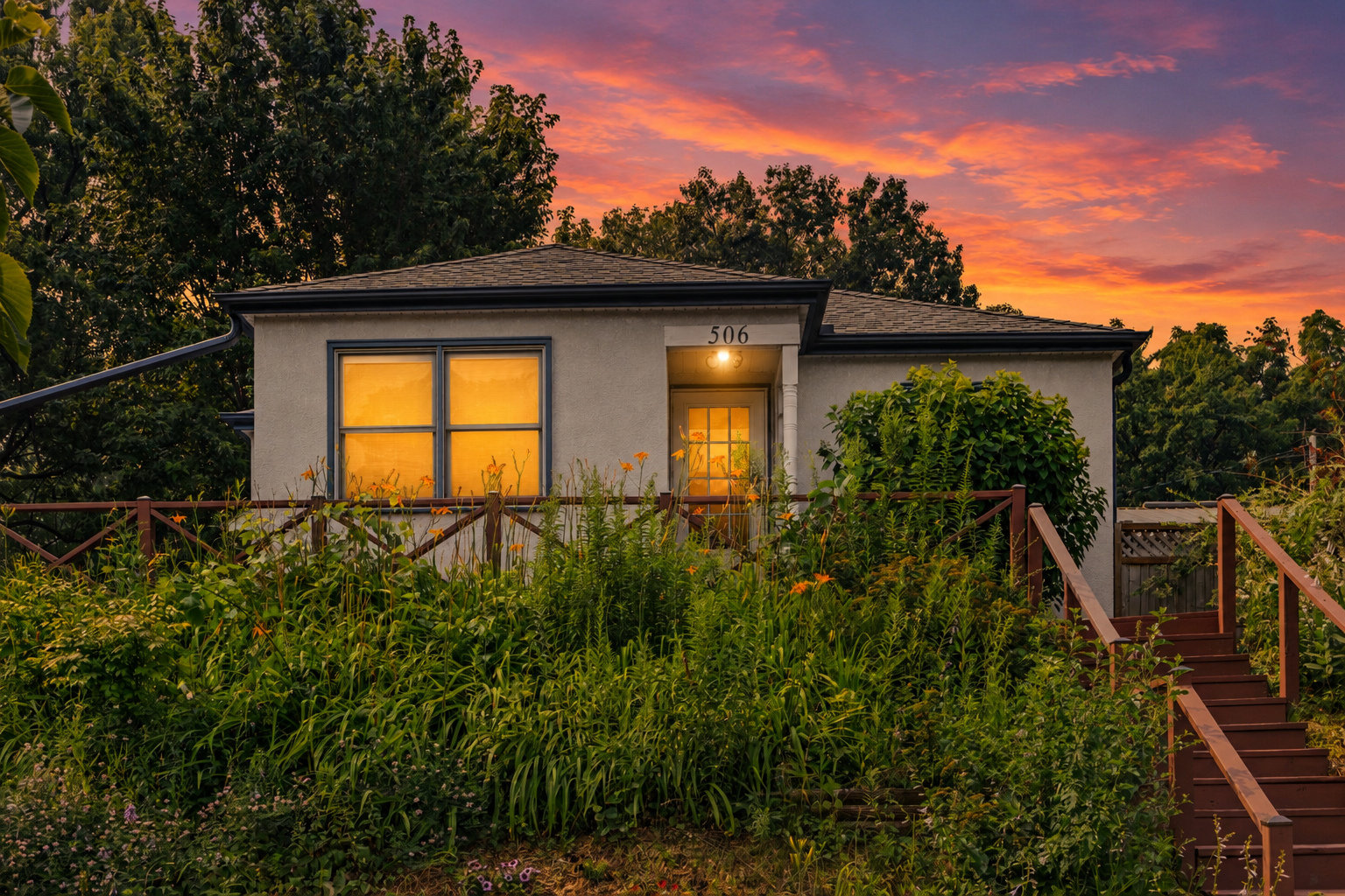 Welcome home to 506 Wyoming!