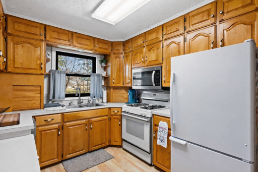 534 Lake Shore Drive, Sauk Centre, MN 56378