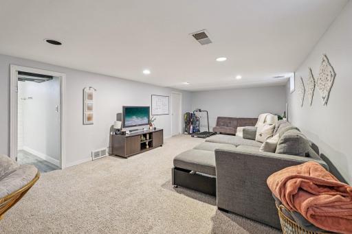 5500 37th Avenue S, Minneapolis, MN 55417